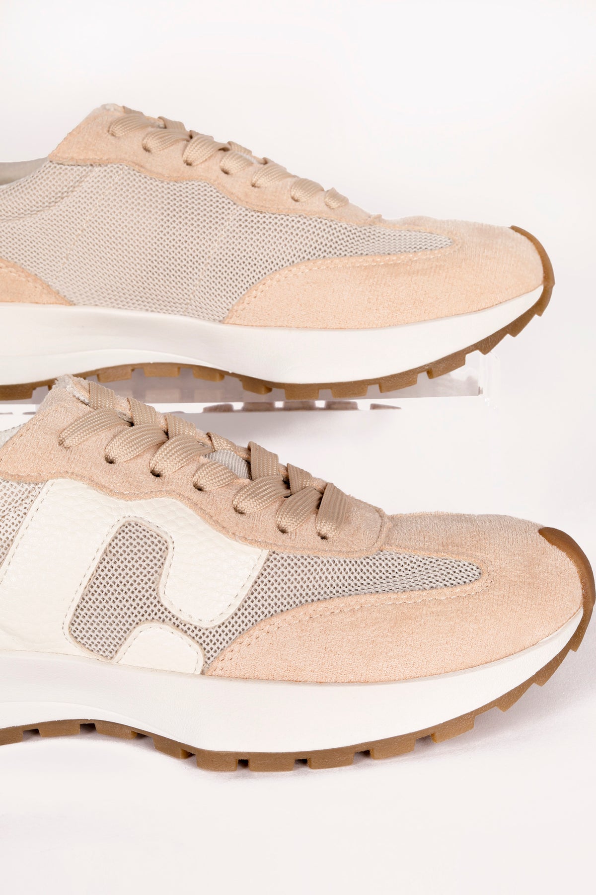 Corky's Natural No Problem Sneaker